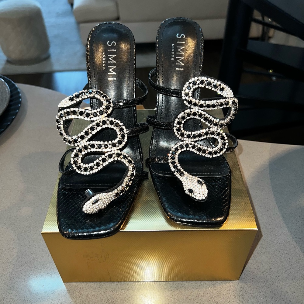 Brand New SIMMI London Snake Heels